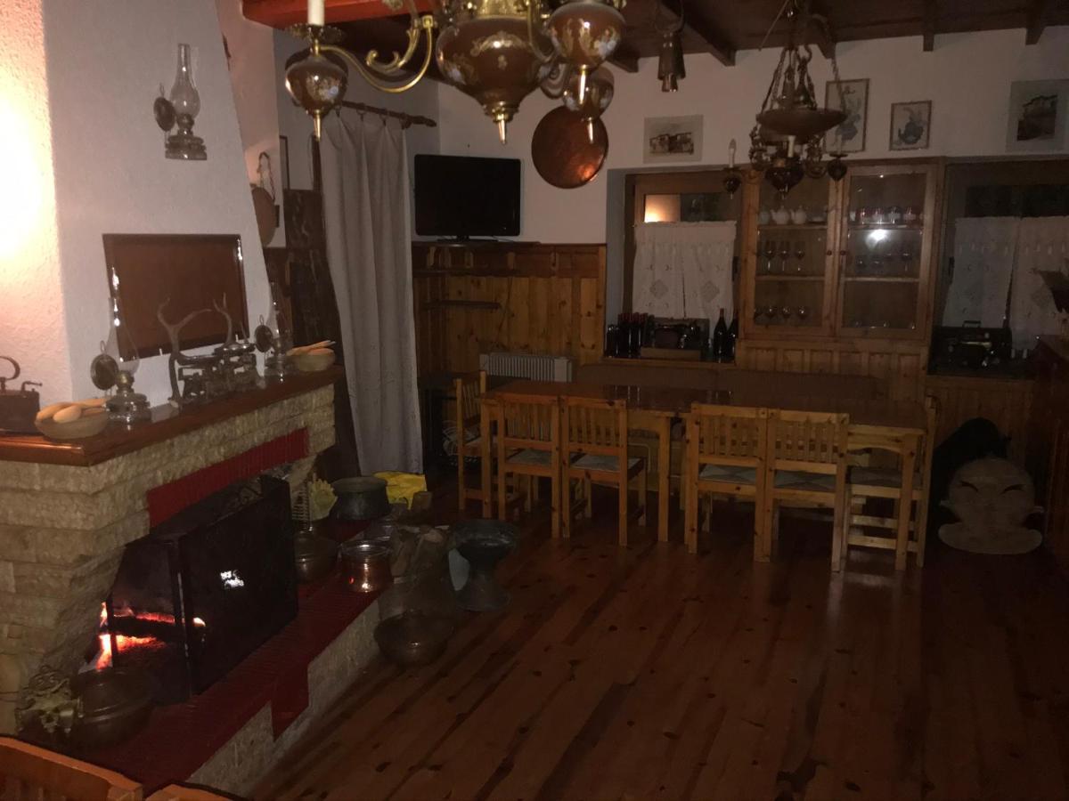 9Mouses Chasiotis Guest House Ampelakia 외부 사진