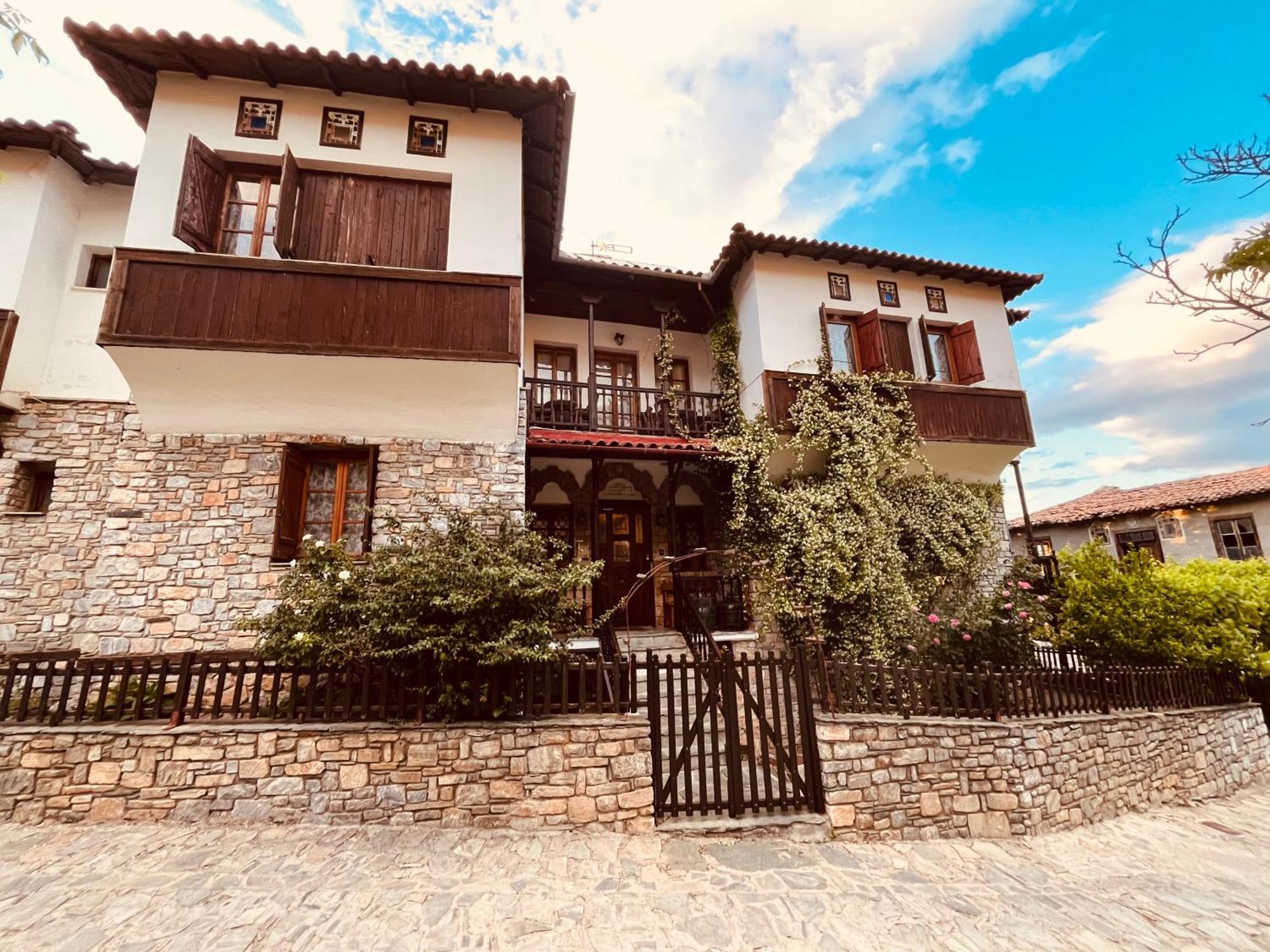 9Mouses Chasiotis Guest House Ampelakia 외부 사진